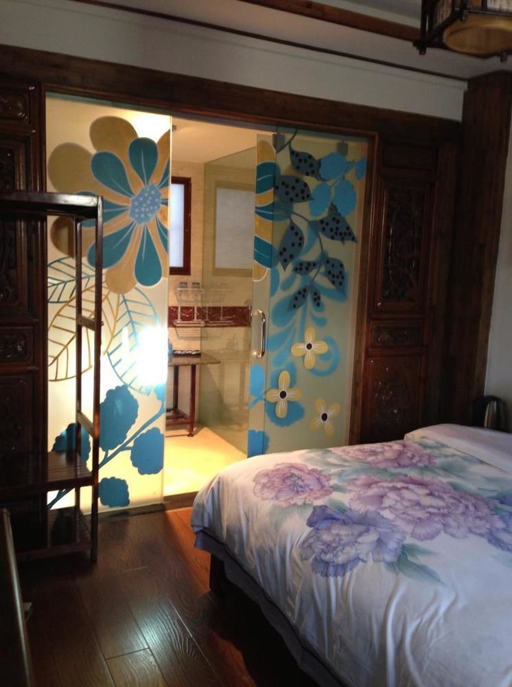 Tree'S Tale Hotel - Lijiang 麗江市 エクステリア 写真