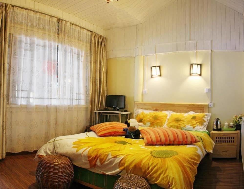 Tree'S Tale Hotel - Lijiang 麗江市 エクステリア 写真
